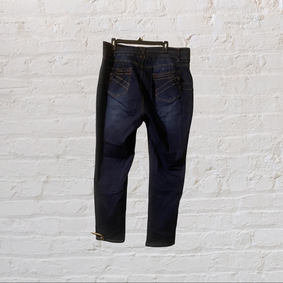 Stretchy Dark denim Distress straight legged jeans - Picture 4 of 5